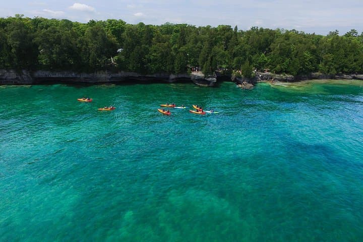 Cave Point Kayak Tour: Paddle the Dolostone Caves of Door County photo 2