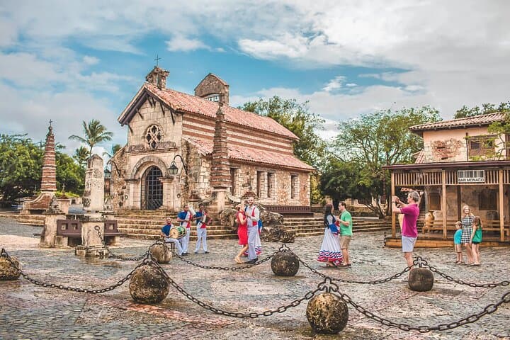Altos de Chavón Day Trip from Punta Cana: Art, River Views & Cobblestone Streets photo 5