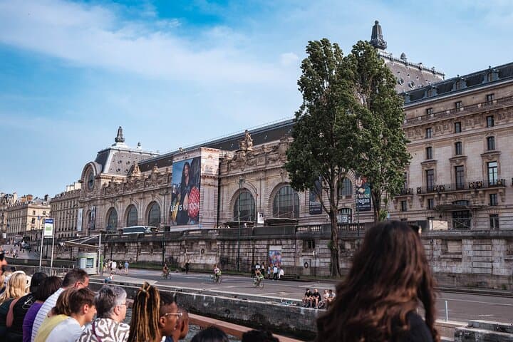 Seine River Sightseeing Cruise with Audioguide — Paris One-Hour Tour photo 6