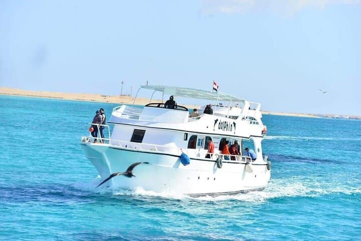 Private Boat Snorkeling Full-Day to Giftun Island from Hurghada