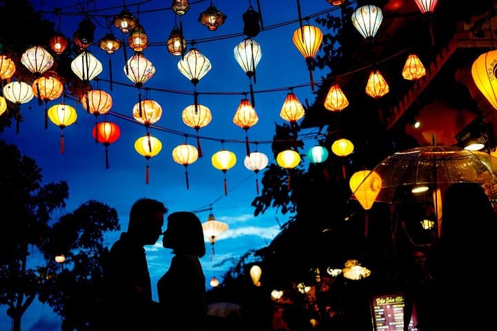 Hoi An Lantern Night Photography: Private 1-Hour Thu Bon River Experience photo 2