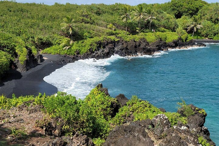 Road to Hana Private Full-Day Tour: Hana Waterfalls, Black Sand Beach & Bamboo Forest photo 3