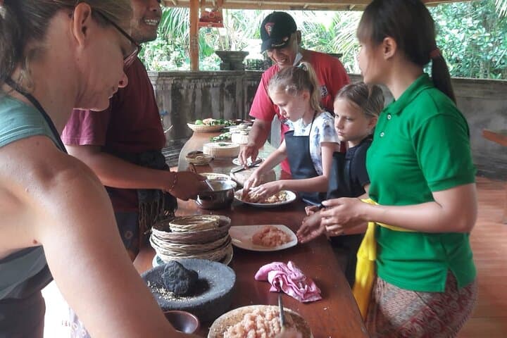 Ubud Balinese Cooking Class and Ayung River White-Water Rafting photo 5