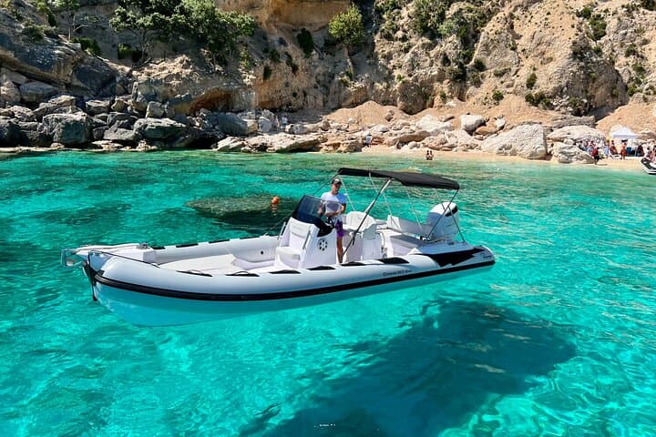Full-Day Dinghy Tour Along Baunei Coast: Cala Mariolu, Cala Luna & Goloritzè