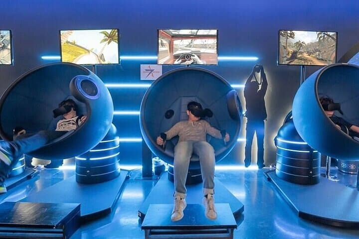 Museum of Illusions Dubai: Interactive Mind‑Bending Visit with Transfer photo 3