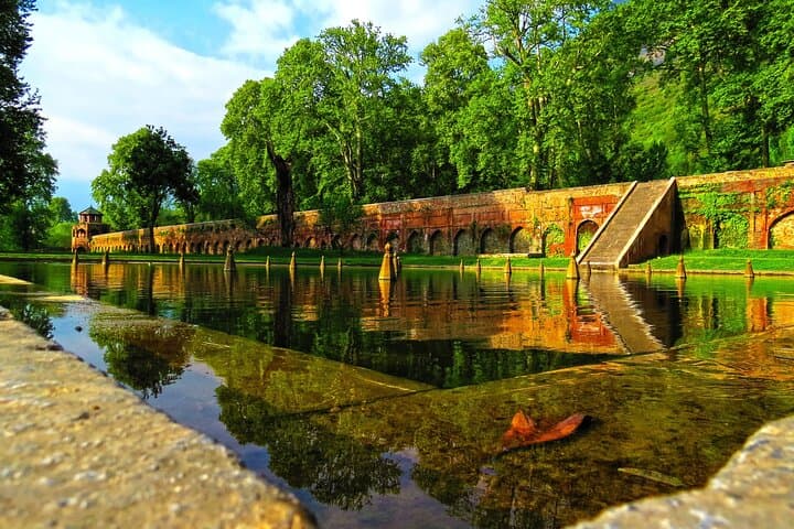 Fascinating Kashmir: 5-Day Srinagar, Gulmarg, Pahalgam & Sonamarg Highlights photo 5