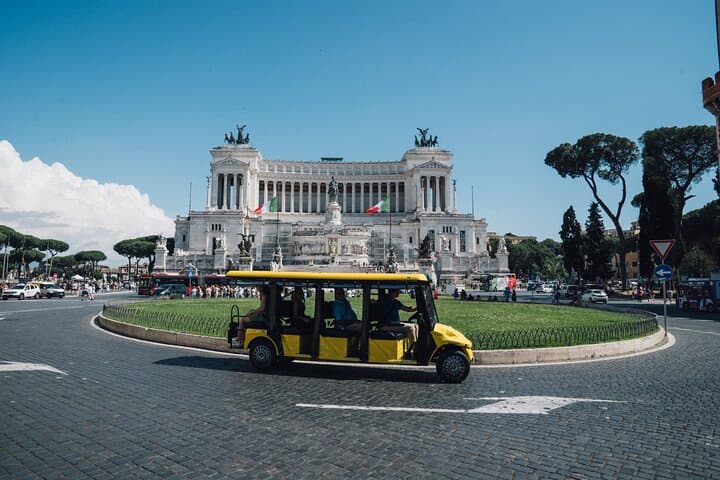 Rome Golf Cart City Highlights Tour: Colosseum, Trevi & Spanish Steps in 2.5 Hours photo 3