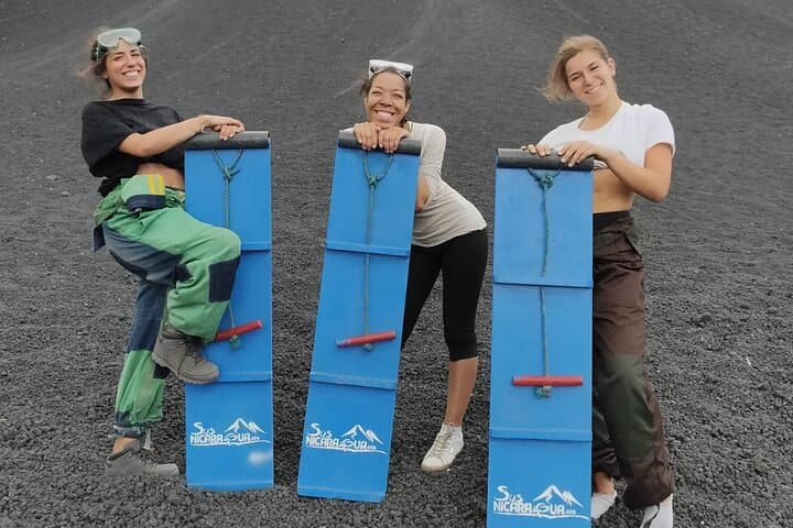 Cerro Negro Sandboarding: Hike the Black Volcano and Surf the Slope photo 4