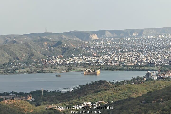Private Full-Day Jaipur Tuk Tuk Tour — Amber Fort, Hawa Mahal & Jal Mahal photo 3