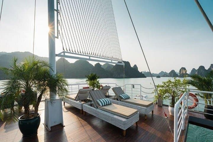 Premium Halong Bay Full-Day Cruise from Hanoi — All-Inclusive Highlights photo 4
