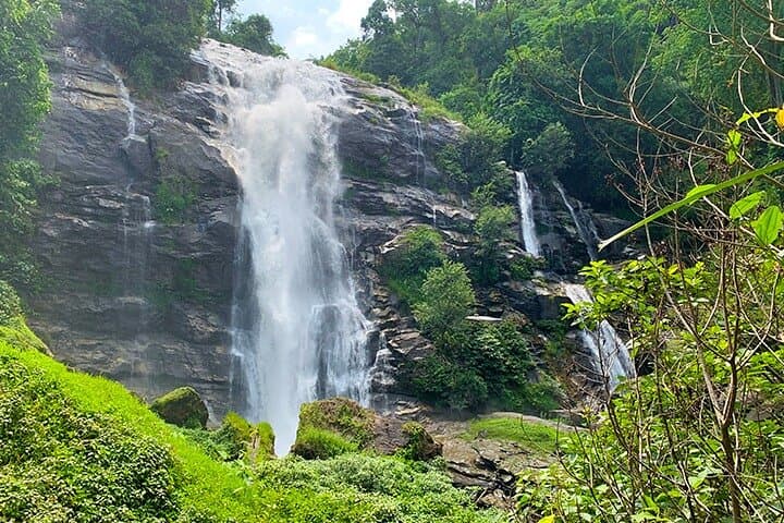 Doi Inthanon Private Trek: Waterfalls, Twin Pagodas & Karen Coffee Experience photo 2
