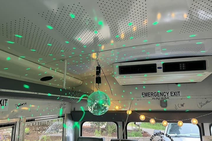 Seaside Oregon 6-Hour Party Bus Pub Crawl — Door-to-Door Party Bus Experience photo 4