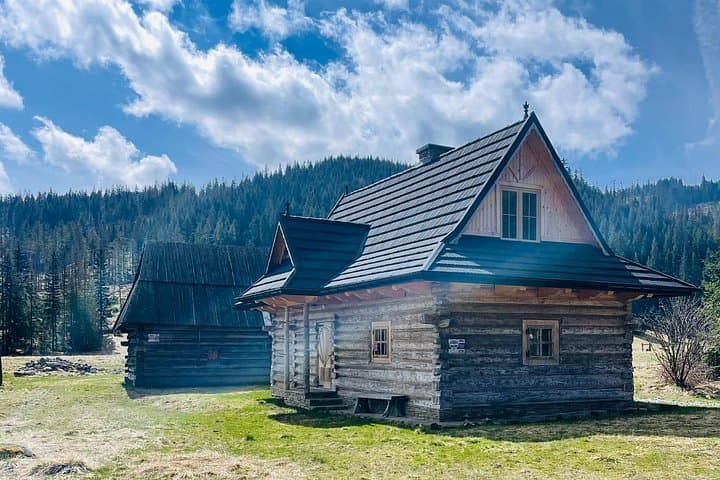 Private Zakopane Day Trip from Krakow — Gubałówka, Oscypek & Chochołów Thermal Baths photo 2