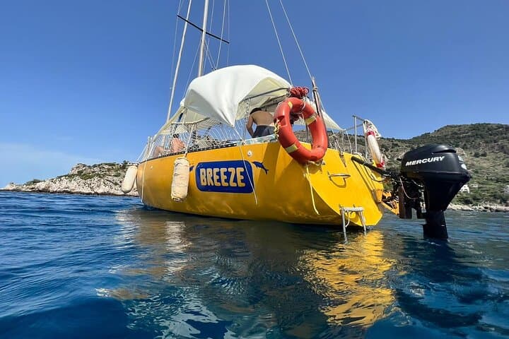 Sail to Tonnara di Scopello: Half-Day Classic Sicilian Sailing Experience photo 5