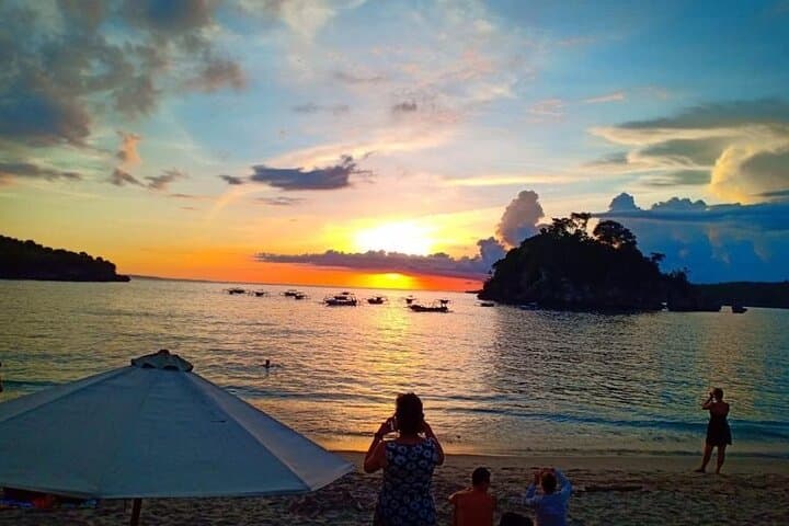 West Nusa Penida Private Tour: Angel's Billabong, Broken Beach & Kelingking Guide photo 5