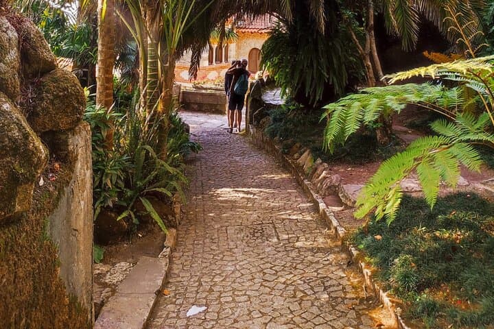 Sintra Private Hiking Adventure: Moorish Castle Trail & Hidden Local Paths photo 6