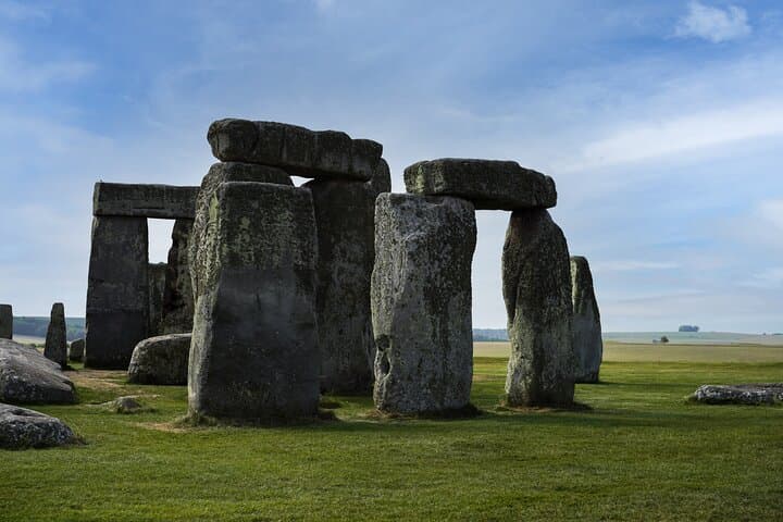 Stonehenge, Bath & Windsor Day Trip from London — Ancient Stones, Roman Baths & Royal Rooms photo 3
