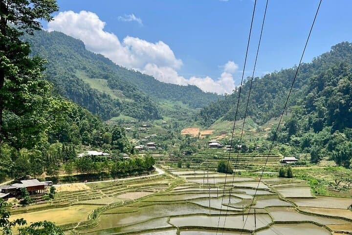 Ha Giang Loop 4-Day Adventure: Ma Pi Leng, Du Gia Waterfall & Authentic Homestays photo 3