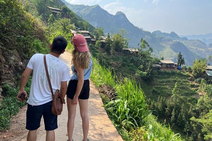 Ha Giang Loop 4-Day Adventure: Ma Pi Leng, Du Gia Waterfall & Authentic Homestays photo 2