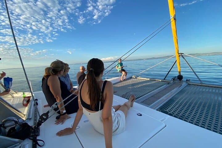 Midday Catamaran Cruise from V&A Waterfront to Green Point Lighthouse photo 5