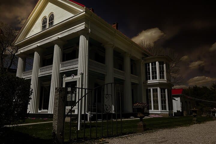 Kennebunkport 90-Minute Ghost Walking Tour: Haunted History & Maritime Lore photo 6