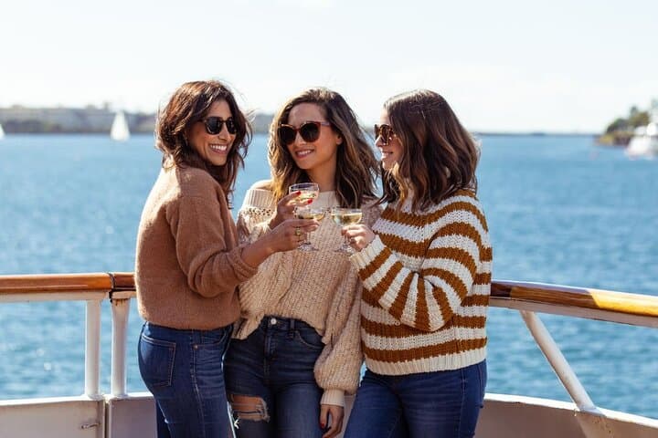 Marina del Rey Sights and Sips: 90-Minute Cocktail Cruise with DJ photo 3