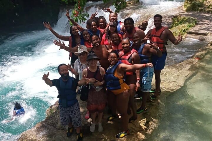 Blue Hole Waterfalls & Bamboo River Rafting from Ocho Rios — Practical Guide to Secret Falls and Bamboo Rafts photo 3