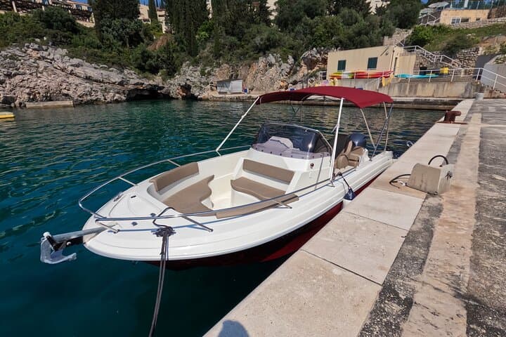 Dubrovnik Private Speedboat Tour to Blue Cave & Elaphiti Islands photo 2