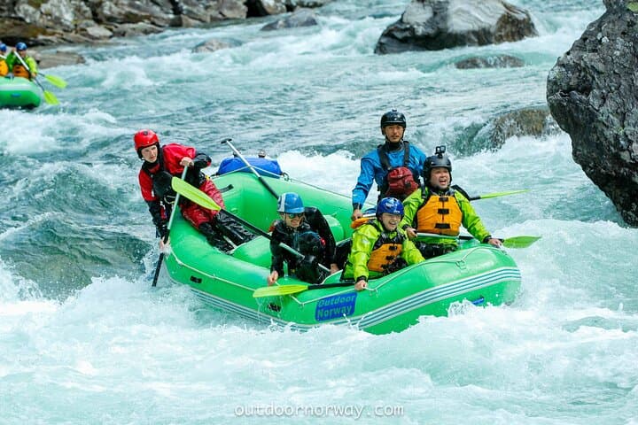 Raundal Whitewater Rafting: Grade 3–4 Play Section in Voss, Norway photo 4