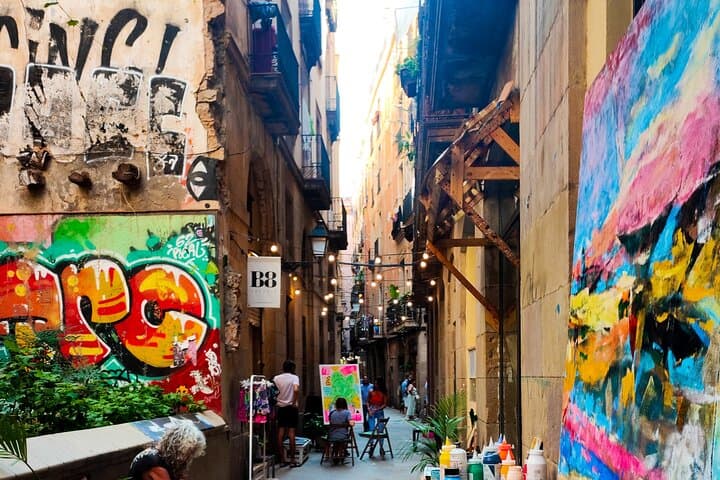 Romantic Gothic Quarter Walking Tour and Flamenco Show in Barcelona photo 3