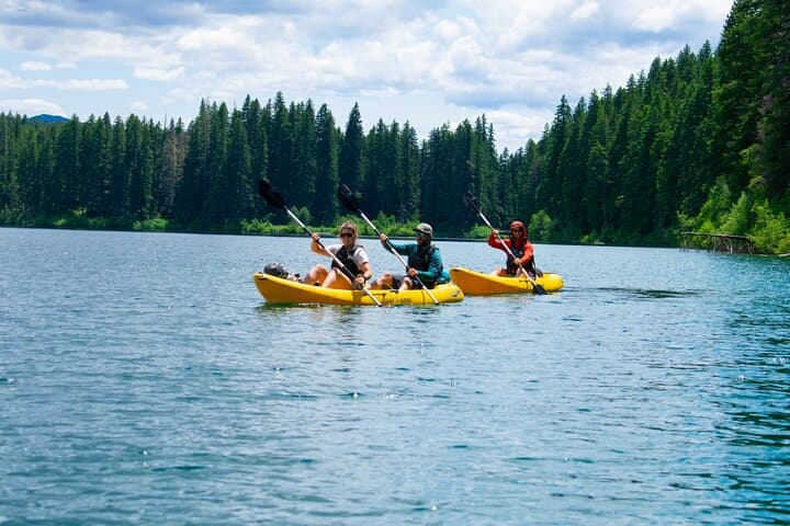 Paddling the Cascade Lakes: Guided Kayak Tour from Bend, Oregon photo 4