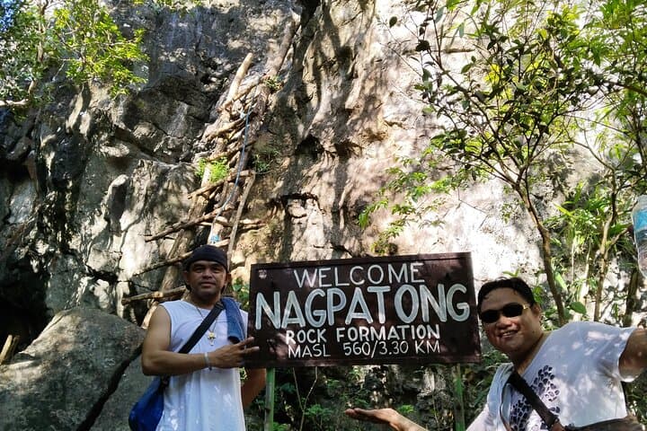 Nagpatong Rock & Tungtong Falls Day Hike from Manila photo 5