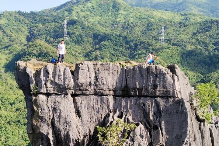 Nagpatong Rock & Tungtong Falls Day Hike from Manila photo 6