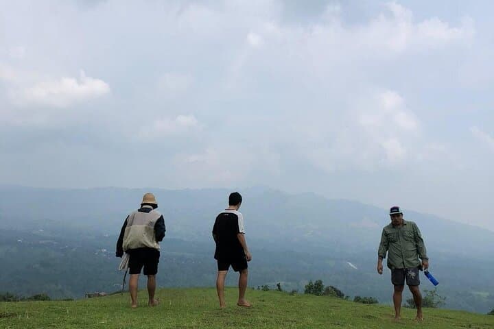 Nasugbu 3 Peaks Day Hike: Talamitam, Lantik & Apayang from Manila photo 4