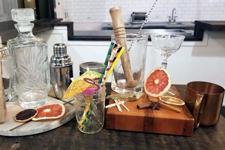 Mad Scientist Mocktail Lab: Zero‑Proof Mixology Workshop in Seattle's Capitol Hill photo 2
