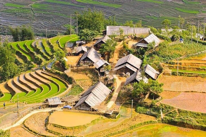 Two-Day Sapa Trek and Homestay in Ta Van: Rice Terraces, Ethnic Villages, and Muong Hoa Valley photo 6