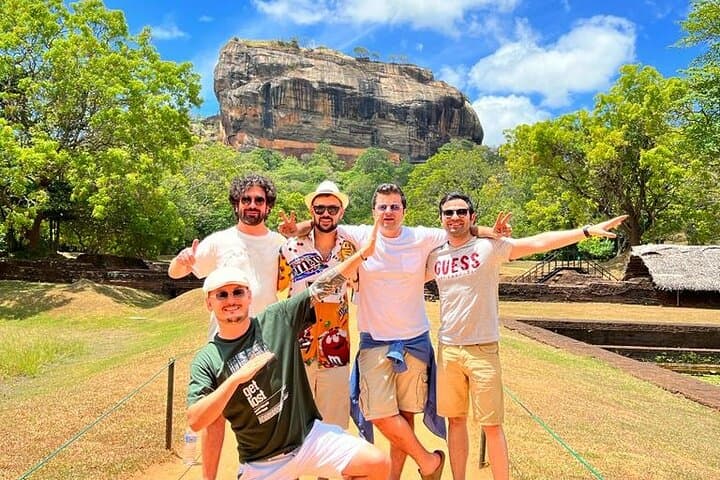 Sigiriya & Dambulla Day Trip from Colombo: Climb Lion Rock and Explore the Golden Cave Temple
