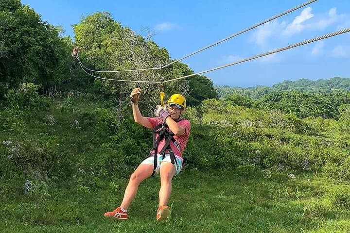 Cabarete Monkey Encounter and 7-Station Zipline Adventure photo 5