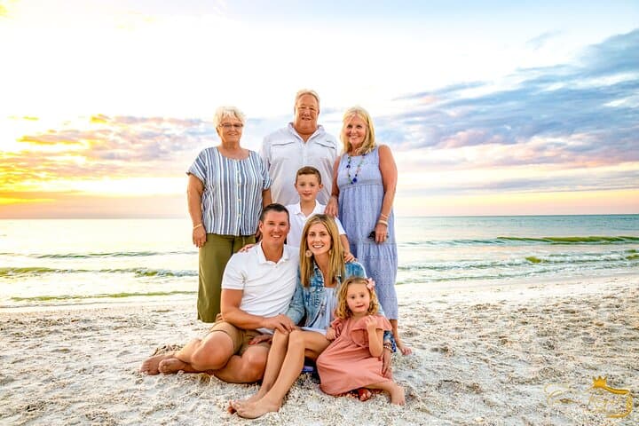 Mini Marco Island Photoshoot: 20-Minute Professional Beach Portrait Session photo 2