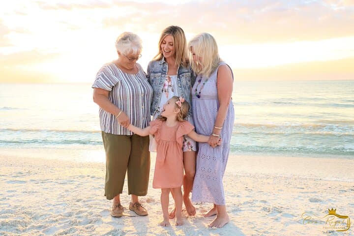 Mini Marco Island Photoshoot: 20-Minute Professional Beach Portrait Session