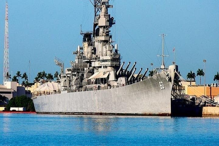 Pearl Harbor Complete Experience: Waikiki to the Arizona Memorial photo 6
