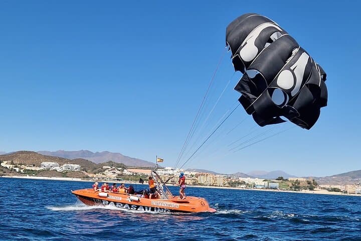 Sky-High Parasailing Over Fuengirola: 650ft Flights on the Costa del Sol photo 4