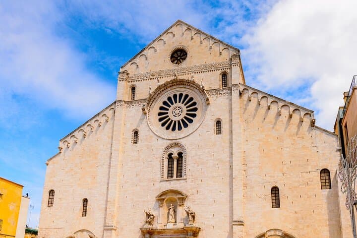 Bari Scavenger Hunt: Self-Guided Walking Tour of Old Town Highlights photo 2