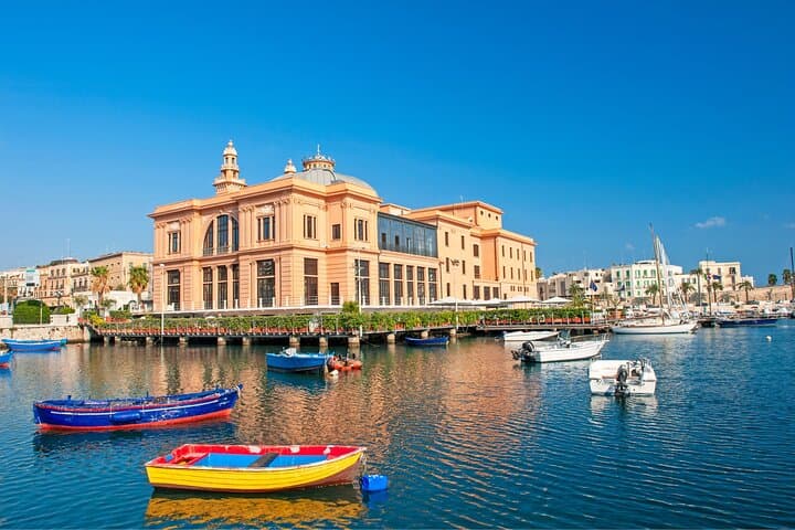 Bari Scavenger Hunt: Self-Guided Walking Tour of Old Town Highlights photo 3