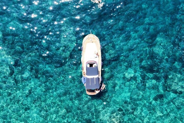 Cinque Terre Boat Tour: 3–4 Hour Private 34‑ft Excursion from La Spezia photo 5