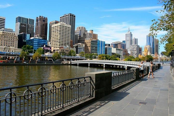 Melbourne City Highlights Walking Tour: Laneways, Parks & Street Art photo 4