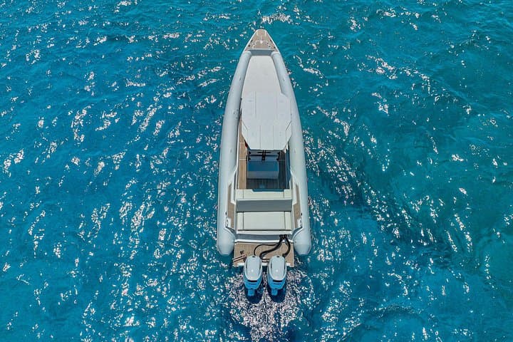 Cyclades Private VIP Boat Tour: Blue Lagoon, Antiparos & Despotiko photo 3