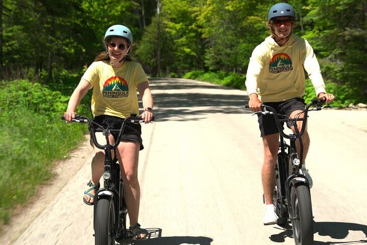 Cave Point E-Bike Tour: Lake Michigan Cliffs & Whitefish Dunes Ride photo 2