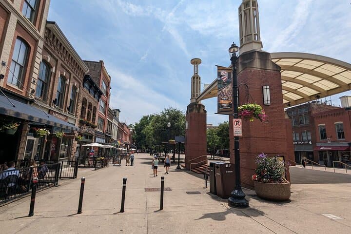 Knoxville Scavenger Hunt: Interactive Walking Game Through Market Square & Historic Sites photo 5