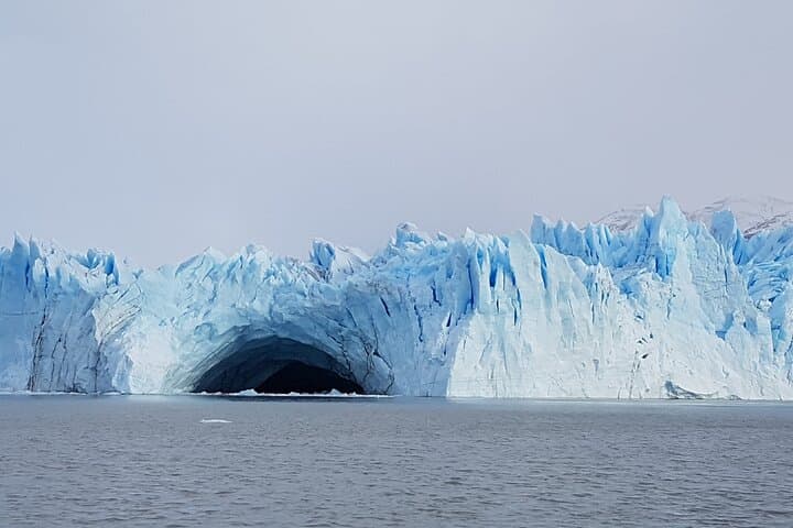 Full-Day Perito Moreno Glacier Walkways & Los Glaciares National Park Tour from El Calafate photo 5
